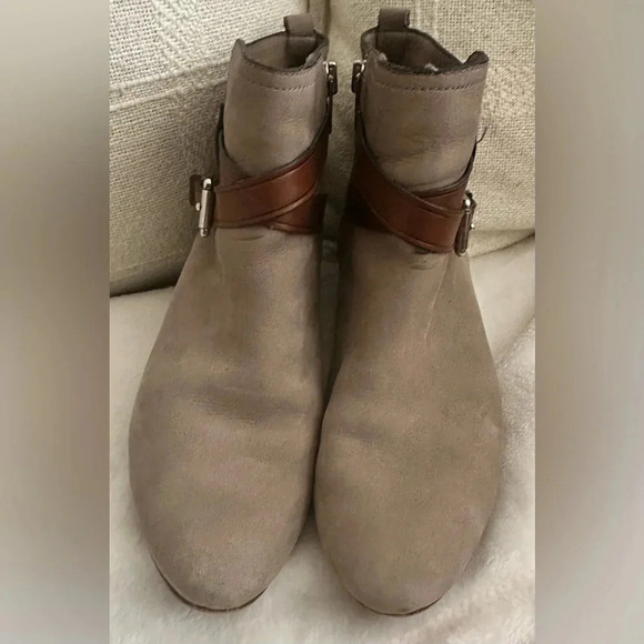 Coach Pauline Ankle Boots Gray Nubuck Leather Side Zip Women's Size 8 B - Picture 2 of 8